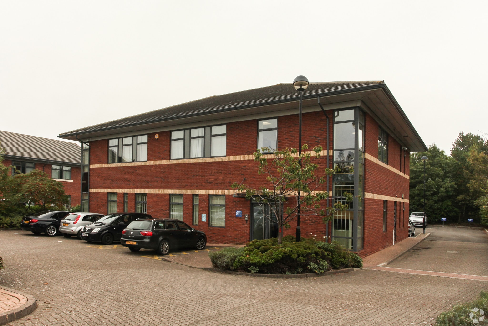 530 The Crescent, Bristol for sale Primary Photo- Image 1 of 1