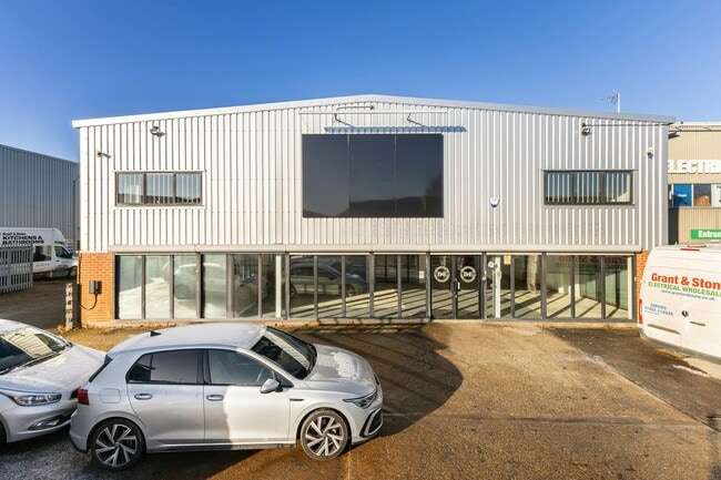 More details for 4-12 Kempson Clos, Aylesbury - Light Industrial to Rent