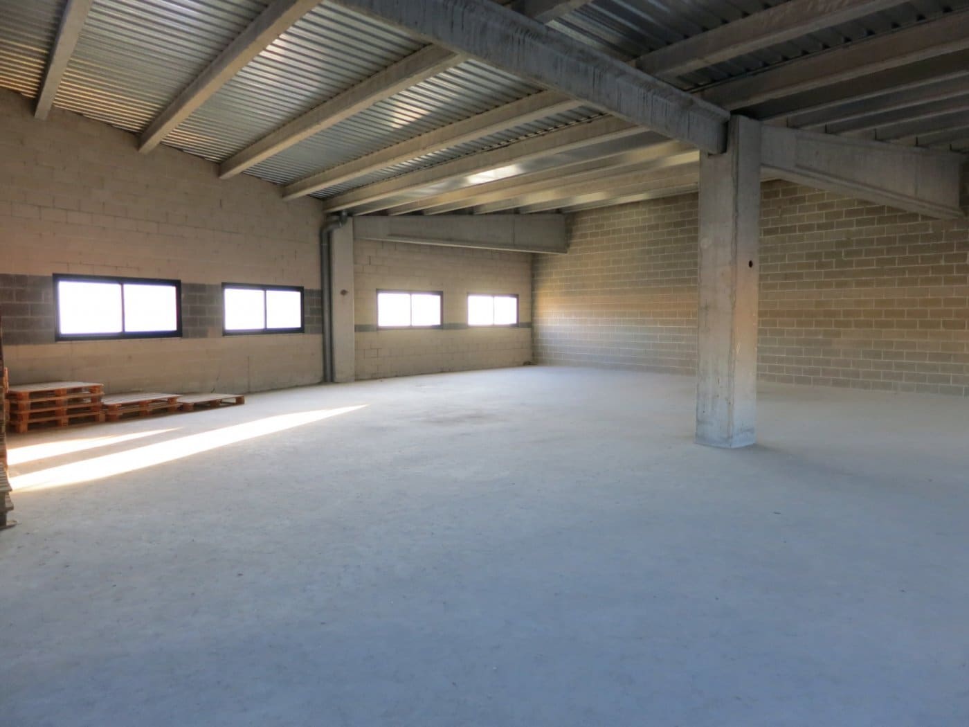 Industrial in Igualada, Barcelona to rent Interior Photo- Image 1 of 4