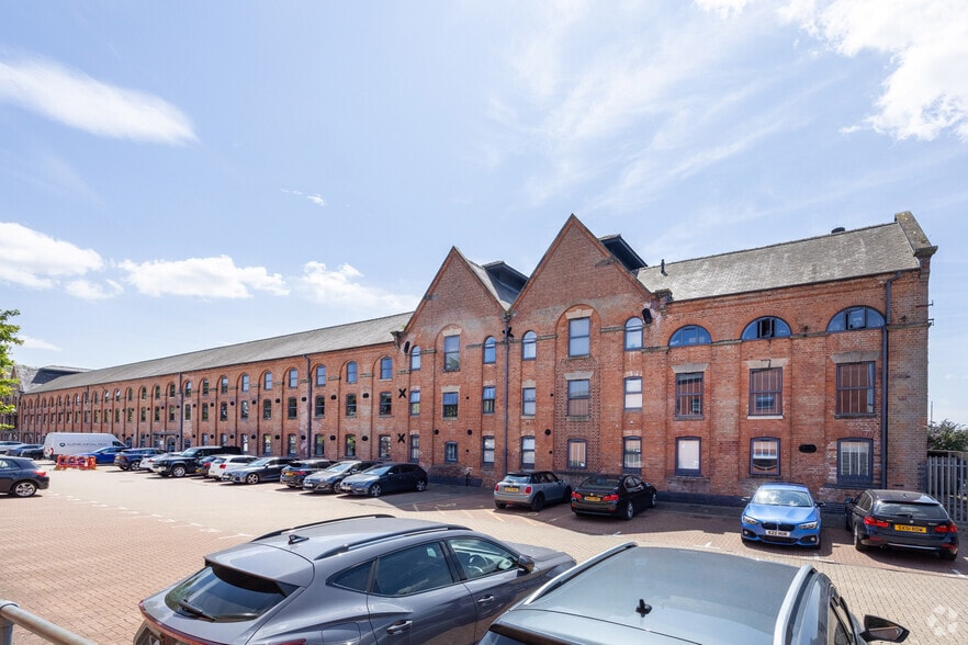 Wetmore Rd, Burton On Trent to rent - Building Photo - Image 2 of 3