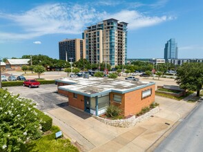 1020 Summit Ave, Fort Worth, TX for sale Building Photo- Image 1 of 1