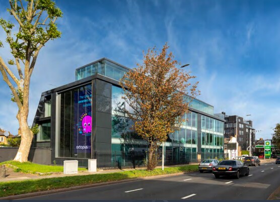 33 Standish Rd, London to rent - Building Photo - Image 2 of 2