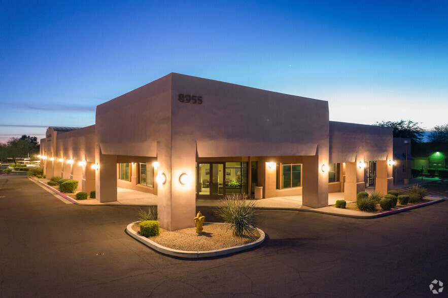 8955 E Pinnacle Peak Rd, Scottsdale, AZ for rent - Building Photo - Image 1 of 4