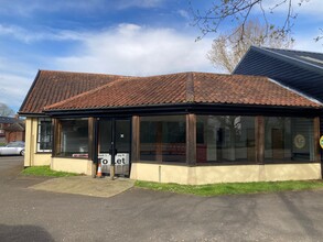 3 Norwich Rd, Horstead for rent Building Photo- Image 1 of 5