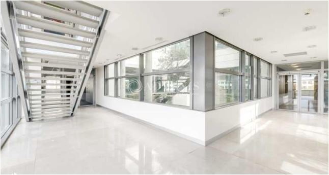 Office in Rungis to rent - Interior Photo - Image 3 of 5