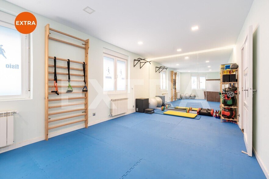 Medical in Madrid, Madrid to rent - Interior Photo - Image 3 of 7