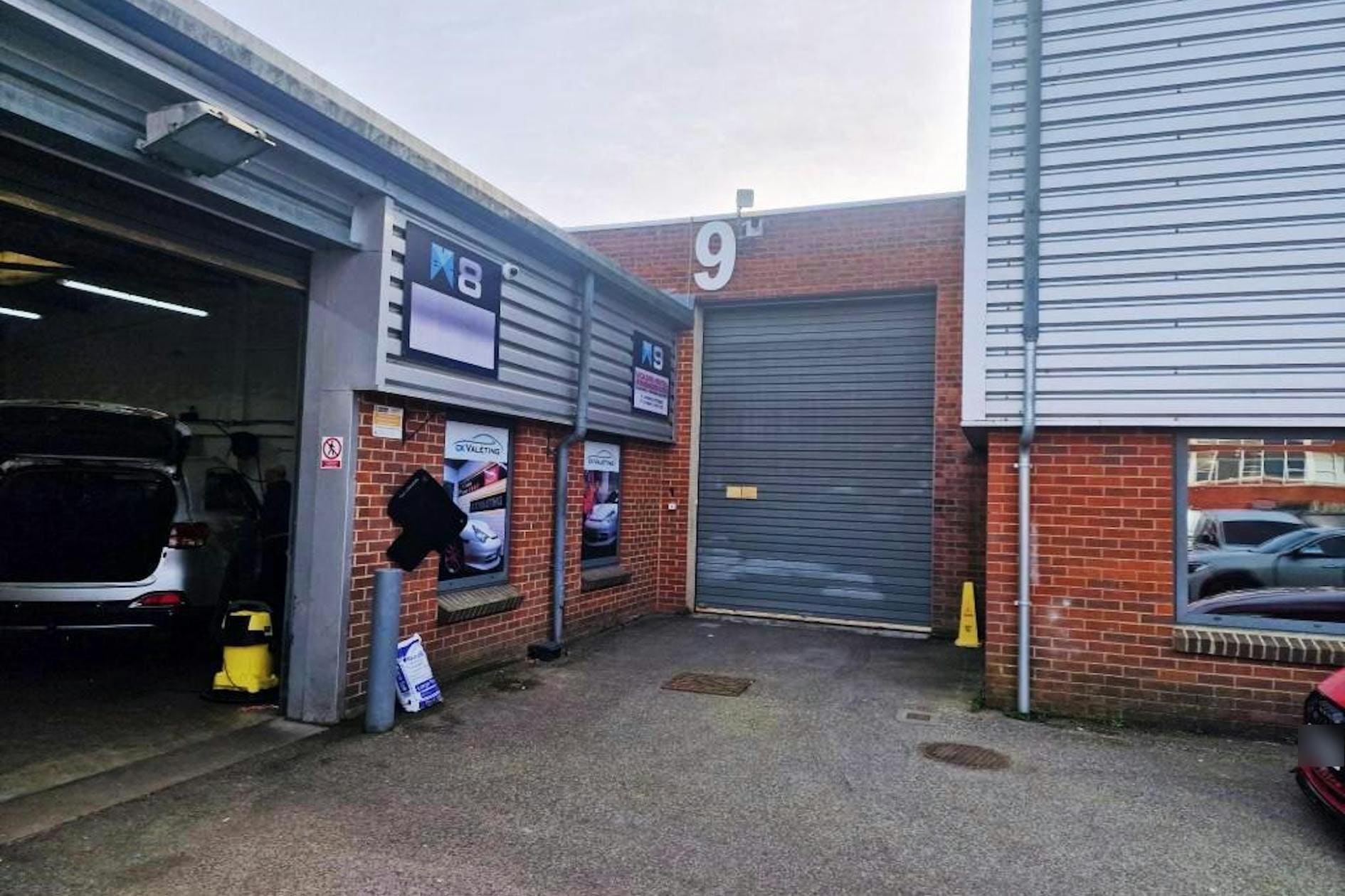 Priestley Rd, Basingstoke to rent Primary Photo- Image 1 of 3