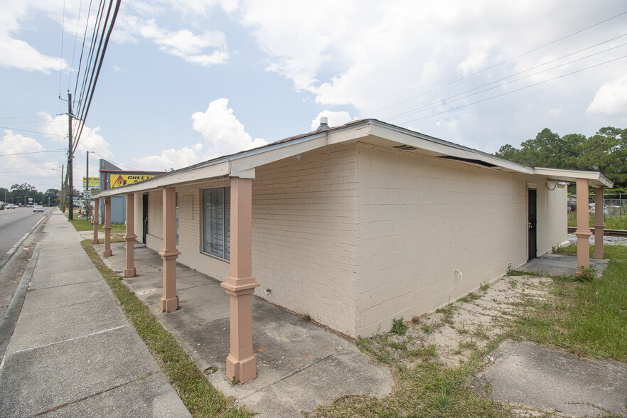 3630 Main St, Moss Point, MS for sale - Building Photo - Image 3 of 15