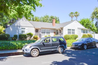 13803-13805 Burbank Blvd, Van Nuys, CA for sale Primary Photo- Image 1 of 1