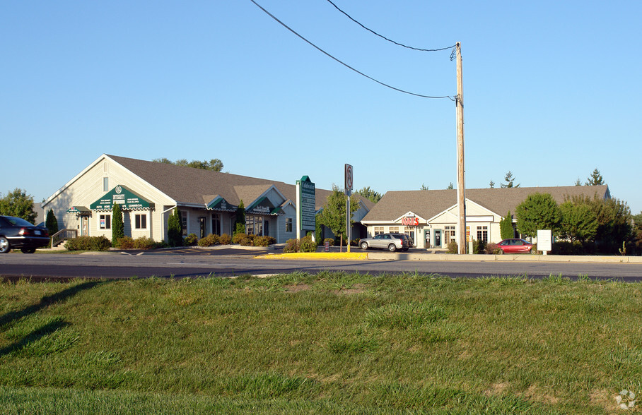 10534-10536 Coldwater Rd, Fort Wayne, IN for sale - Building Photo - Image 1 of 1