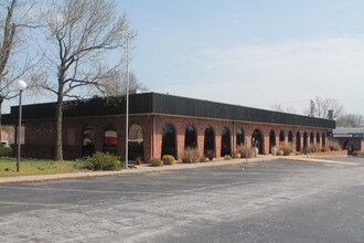 216 E Main St, Carbondale, IL for sale Primary Photo- Image 1 of 1