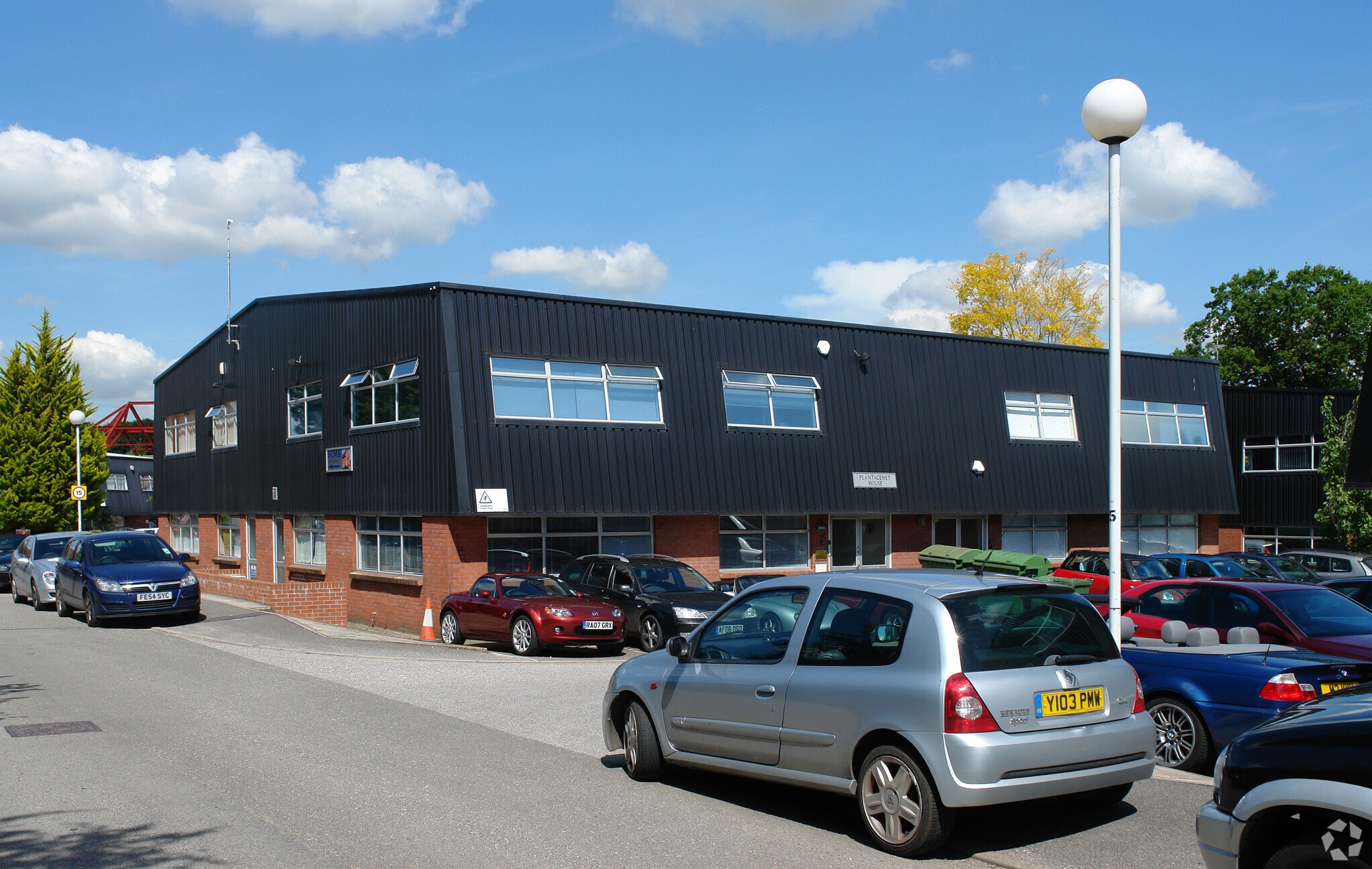 Newbury Rd, Kingsclere for sale Building Photo- Image 1 of 1