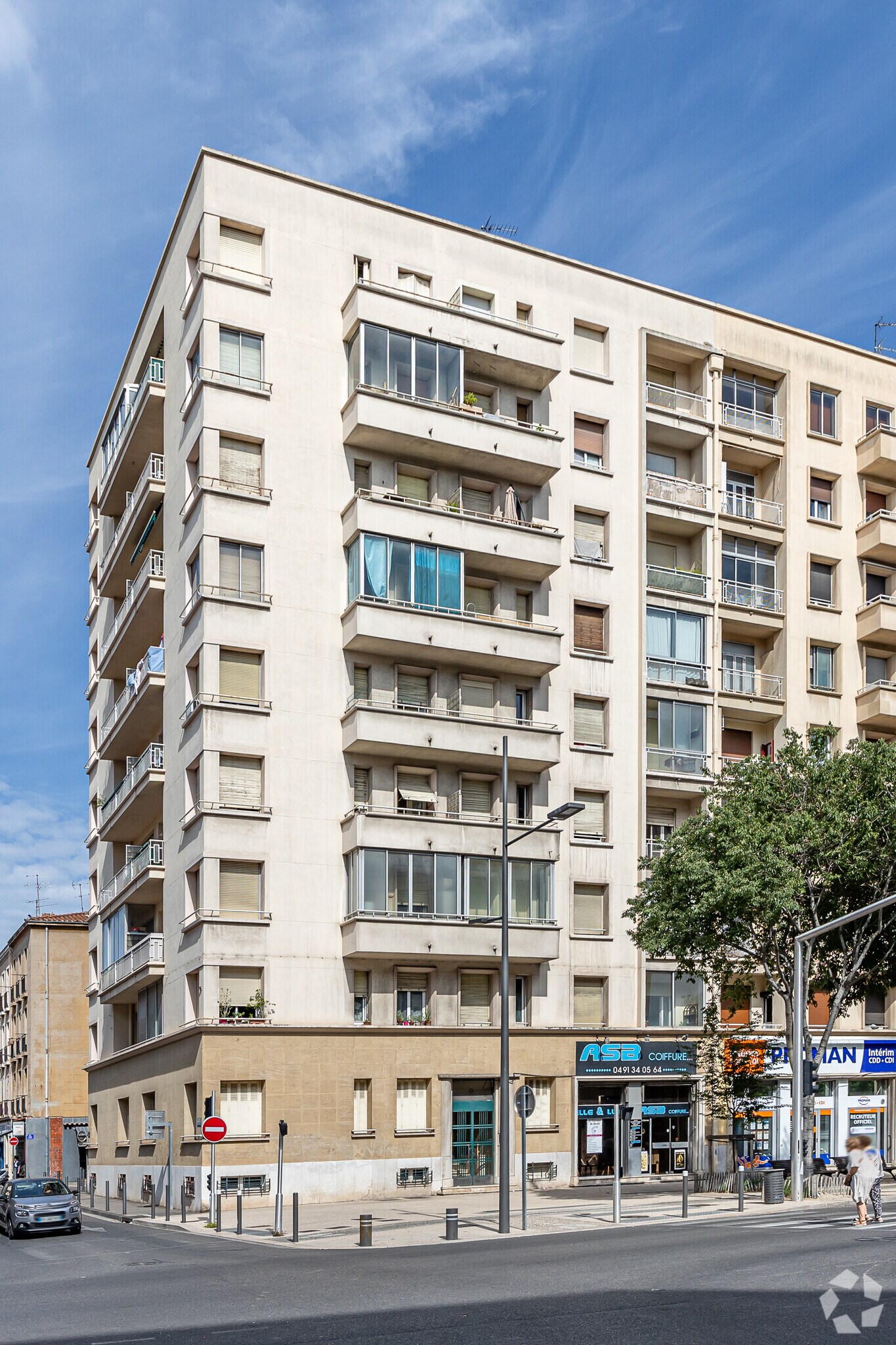 Build-to-Rent in Marseille for sale Primary Photo- Image 1 of 2