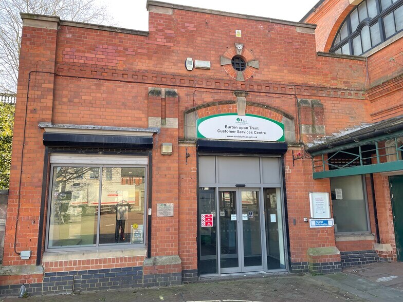 Market Pl, Burton On Trent for sale - Primary Photo - Image 1 of 1