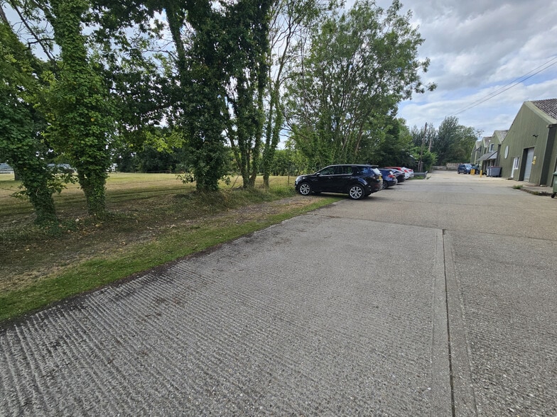 Chalk Ln, Sidlesham to rent - Building Photo - Image 3 of 3