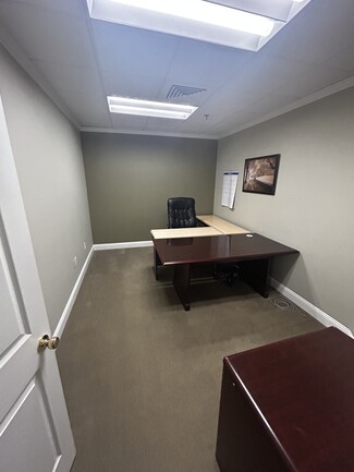 More details for 462 Herndon Pky, Herndon, VA - Office for Rent