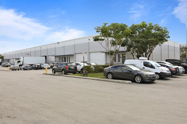 More details for 1352-1382 NW 78th Ave, Doral, FL - Industrial to Rent