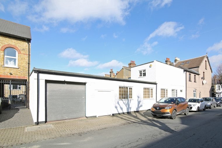 2A Birkbeck Rd, Beckenham for sale Primary Photo- Image 1 of 1