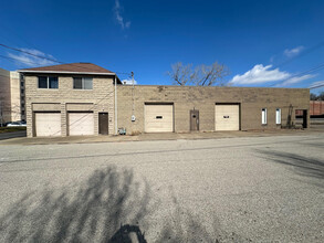 600 W Railroad Ave, Verona, PA for sale Building Photo- Image 1 of 49