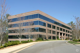 1825 Barrett Lakes Blvd, Kennesaw, GA for rent Building Photo- Image 1 of 8