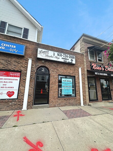 77-89 W Main St, Smithtown, NY for rent - Building Photo - Image 1 of 1