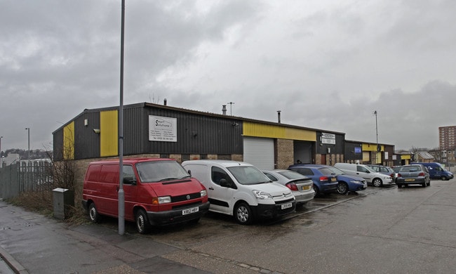More details for Latimer Rd, Luton - Industrial to Rent
