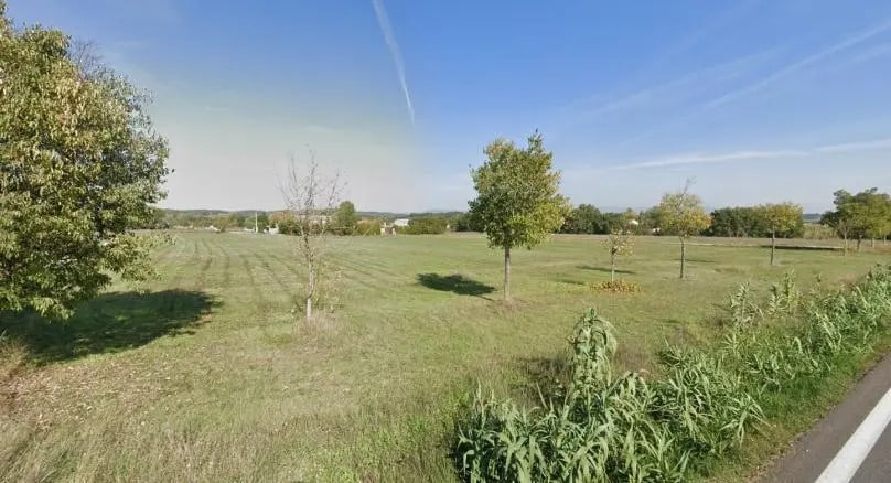 Vente Terrain 1 605 m² - Photo 1