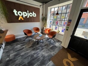 40 North Hl, Colchester to rent Interior Photo- Image 2 of 5