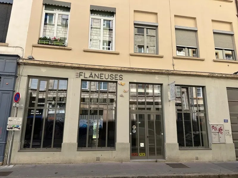 Location Bureaux 95 m² - Photo 1