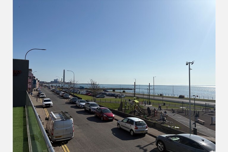 28 Scotch Quarter, Carrickfergus to rent - Building Photo - Image 2 of 3