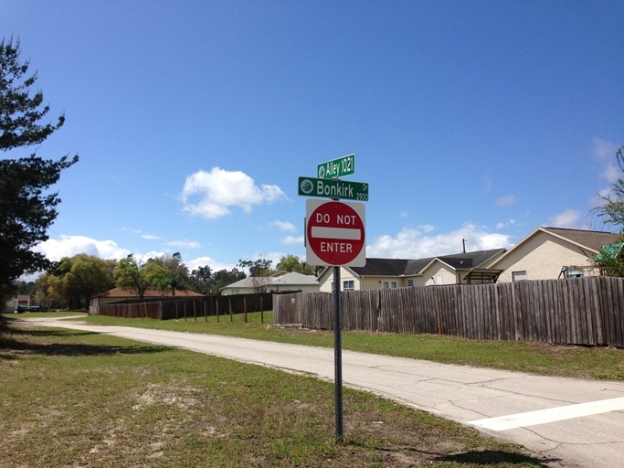 1684 Catalina Blvd, Deltona, FL for sale - Primary Photo - Image 1 of 1