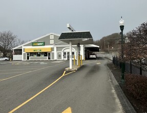 35 Bridge St, Gardiner, ME for rent Building Photo- Image 1 of 12