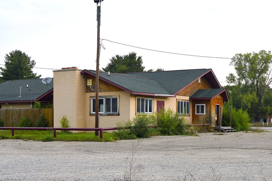 10010 E Pickard Rd, Mount Pleasant, MI for sale - Primary Photo - Image 1 of 1