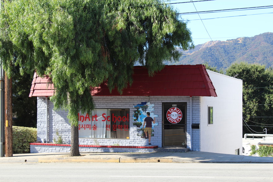 3628 Foothill Blvd, La Crescenta, CA for sale - Building Photo - Image 1 of 1