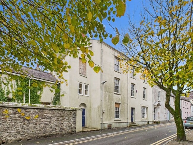 More details for 29-30 Quay St, Carmarthen - Office for Sale