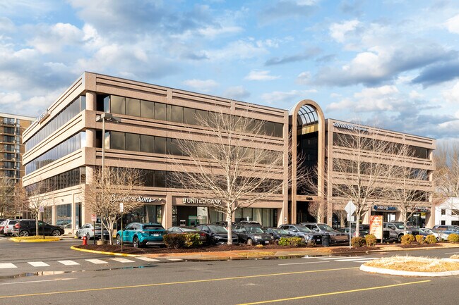 More details for 1320 Old Chain Bridge Rd, McLean, VA - Office to Rent