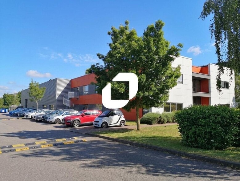 279 Allée Jacques Monod, Saint-Priest for sale - Building Photo - Image 2 of 18
