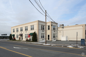 829 State St, Lemoyne, PA for rent Primary Photo- Image 1 of 31