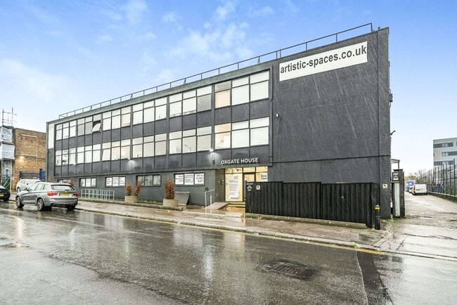 More details for Oxgate Ln, London - Industrial to Rent