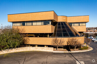 2525 Telegraph Rd, Bloomfield Hills, MI for rent Building Photo- Image 1 of 8