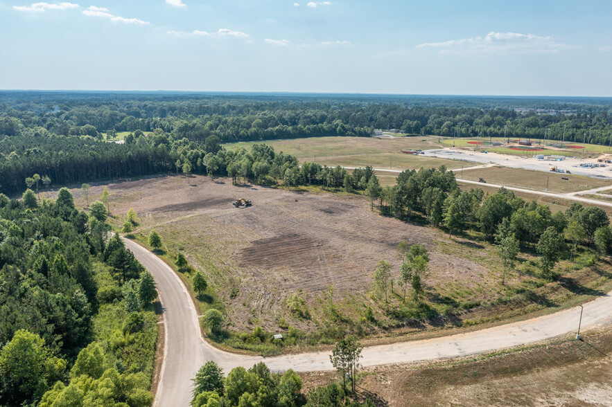 1 Cornerstone Park Hwy, Starkville, MS for sale - Primary Photo - Image 1 of 14