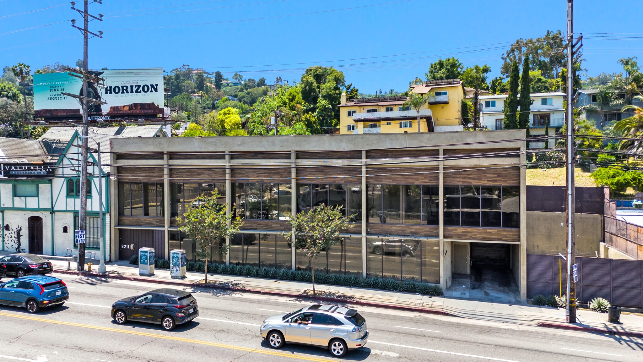 3211 Cahuenga Blvd W, Los Angeles, CA for sale Building Photo- Image 1 of 38