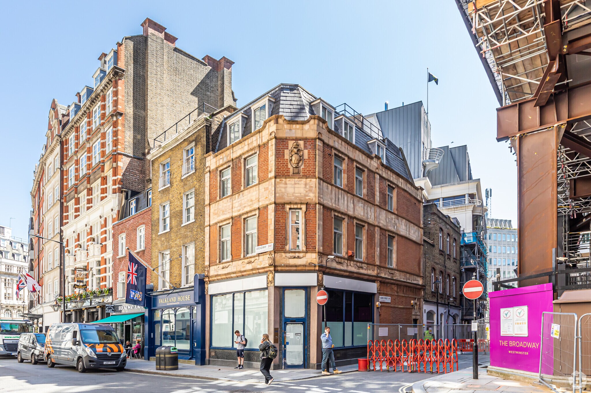7-9 Dacre St, London for sale Primary Photo- Image 1 of 1