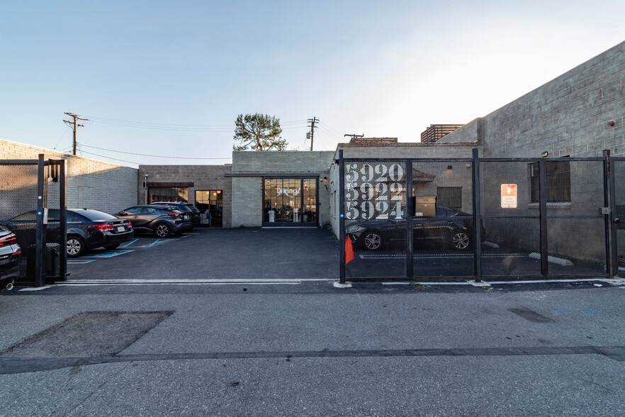 5920-5924 Blackwelder St, Culver City, CA for rent - Building Photo - Image 1 of 17