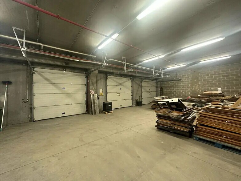 Industrial in Strasbourg to rent - Interior Photo - Image 3 of 6