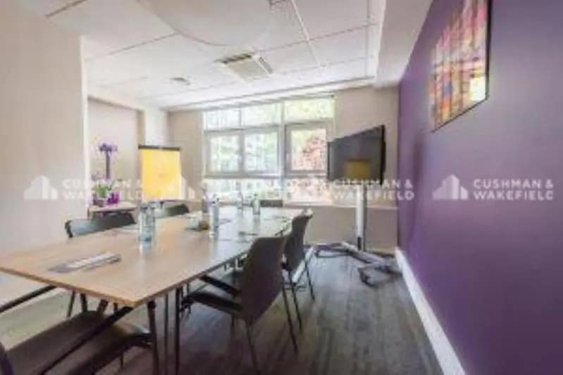 60 Avenue Charles De Gaulle, Neuilly-sur-Seine to rent Interior Photo- Image 1 of 15