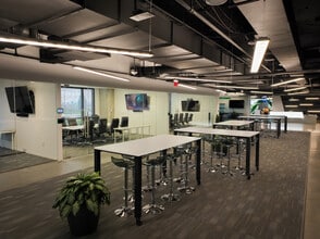 1200 Abernathy Rd NE, Atlanta, GA to rent Interior Photo- Image 1 of 20