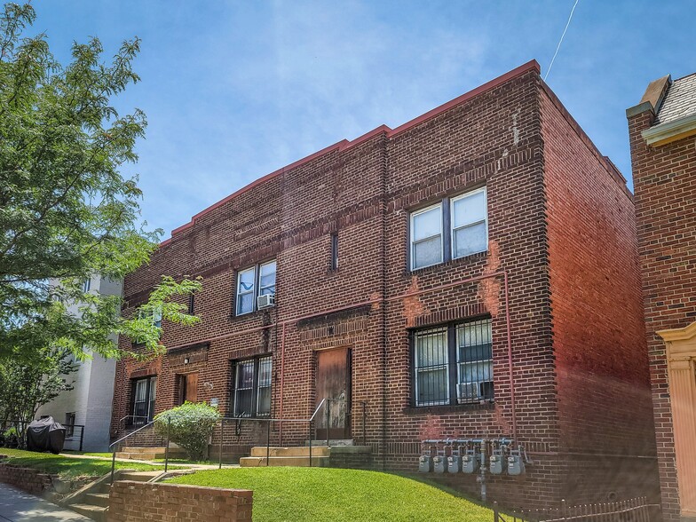 1142 17th St NE, Washington, DC for sale - Building Photo - Image 1 of 1