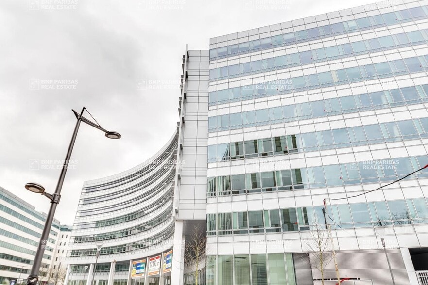 36-38 Rue Victor Basch, Massy to rent - Building Photo - Image 1 of 17
