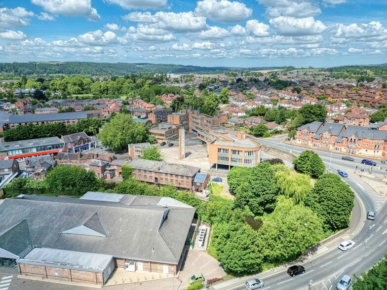5 Bewdley Rd, Stourport On Severn for sale - Building Photo - Image 2 of 2
